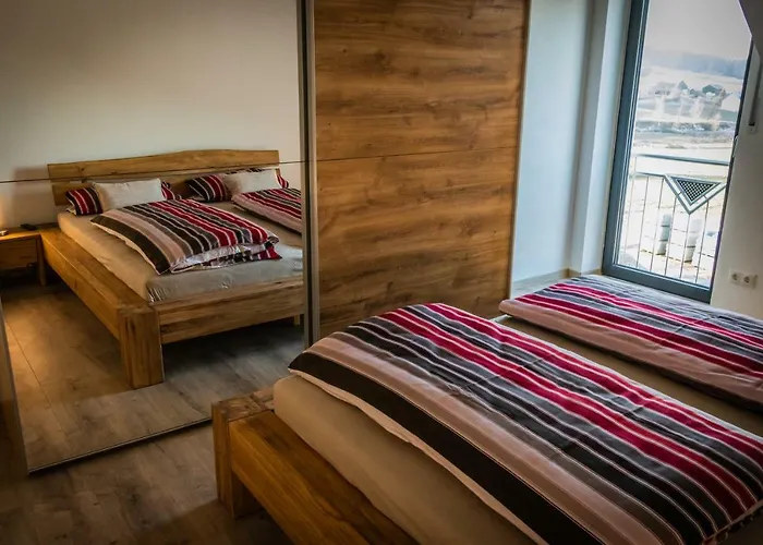 Landhaus Ferienwohnungen mit Pool und Wellness