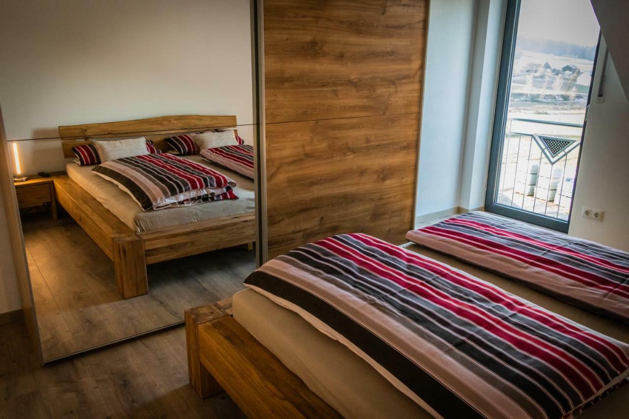 Mit Pool Und Wellness Apartment